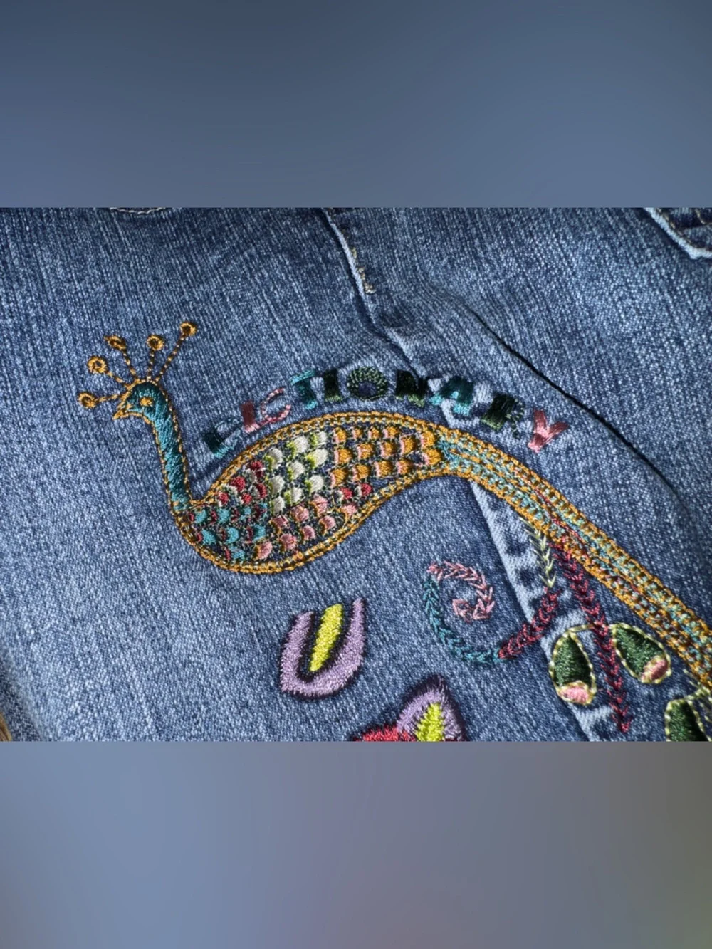 Vintage 90s DANIEL Original Design Embroidered Peacock Floral Jeans Size 3-4 - Picture 8 of 14
